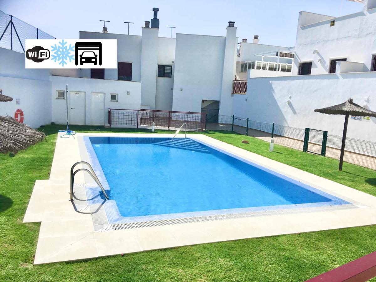 Atico Premium Conil Con 2 Terrazas, Parking, Piscina, Aire Ac Y Wifi -Solo Familias Y Parejas- Daire Conil De La Frontera Dış mekan fotoğraf