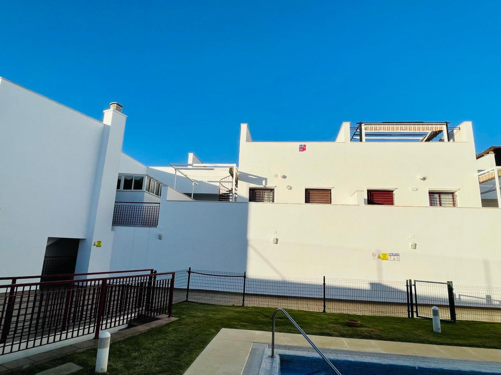Atico Premium Conil Con 2 Terrazas, Parking, Piscina, Aire Ac Y Wifi -Solo Familias Y Parejas- Daire Conil De La Frontera Dış mekan fotoğraf